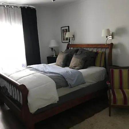 Bed & Breakfast City *